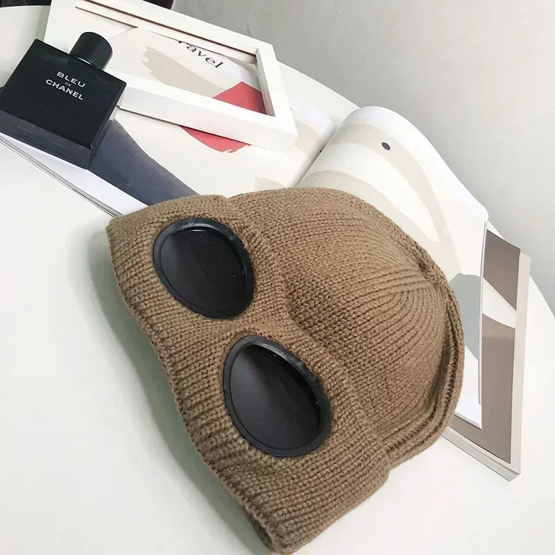 Brimless Hat With Goggles For Men And Women In Winter Hat Neutral Solid Color Skull Knitted Hat In Winter - MANDOTOS