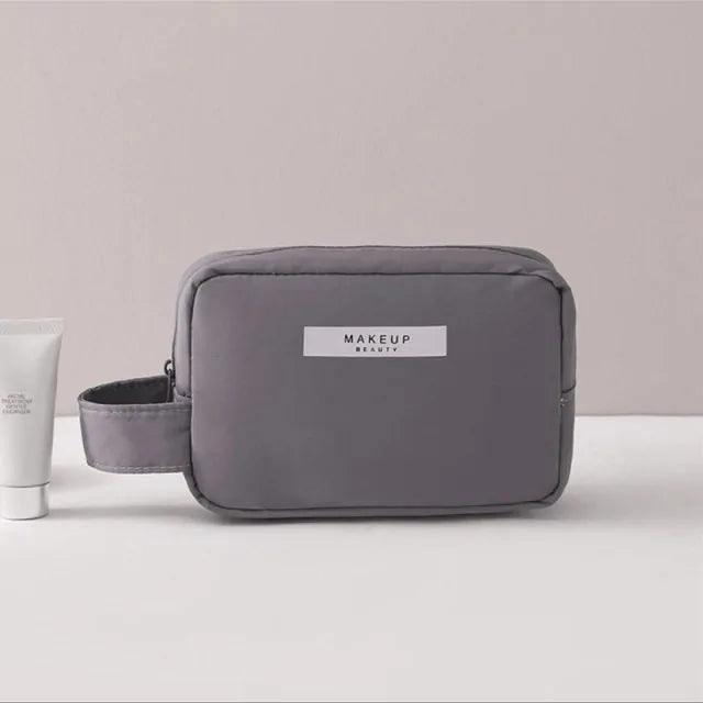 Chic Beauty Bag Organizer - MANDOTOS