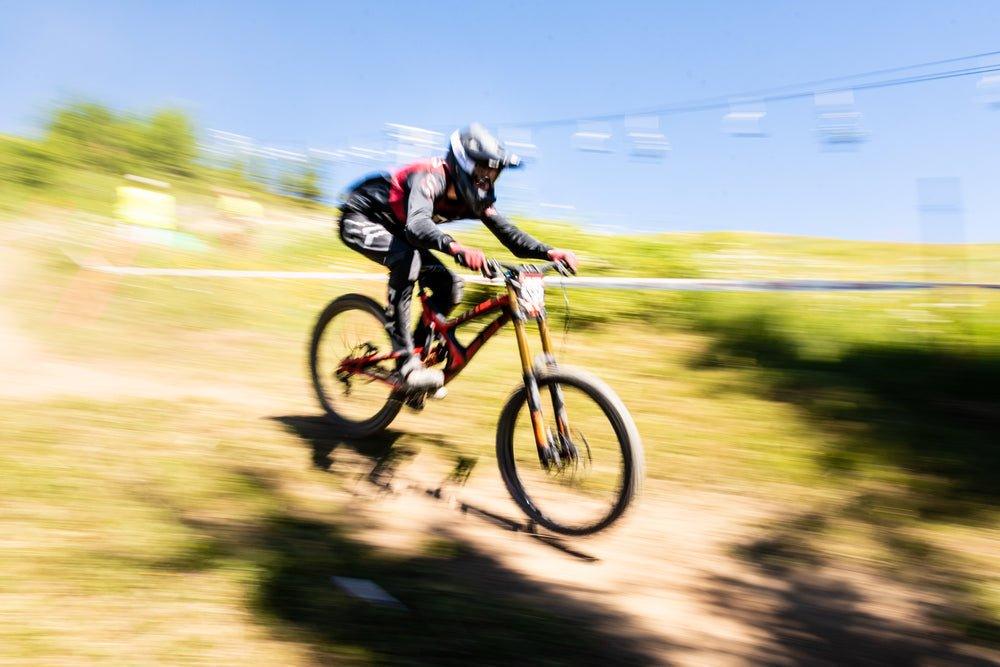 Mandotos: Cycling Essentials for Every Rider - MANDOTOS