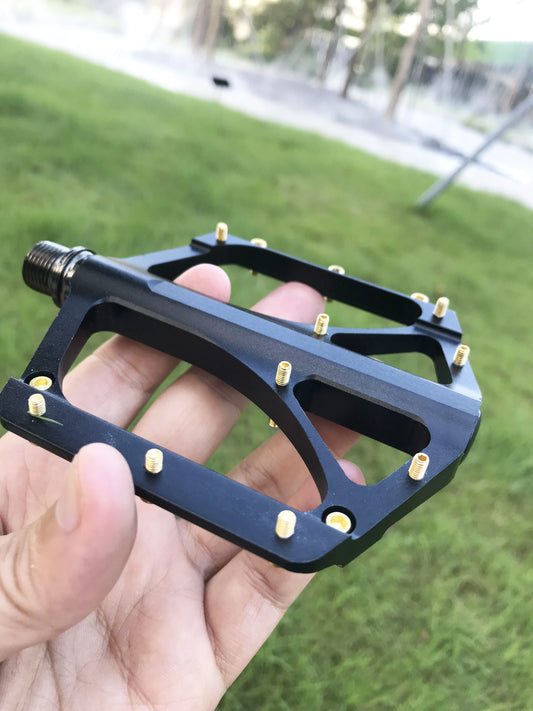 Ryet Alloy Bicycle Pedals Ultralight Anti-slip MTB Road Sealed Bearings Bike Footboard Wide Platform Cycling Bike Accessories