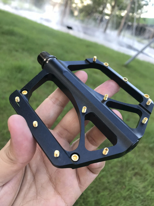 Ryet Alloy Bicycle Pedals Ultralight Anti-slip MTB Road Sealed Bearings Bike Footboard Wide Platform Cycling Bike Accessories