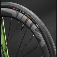 2025 New Ultra-Light Carbon Fiber Road Bike Fast Racing Bicycle with Hydraulic Disc Brakes 16/24-Speed Gear Shift Drop Handlebar