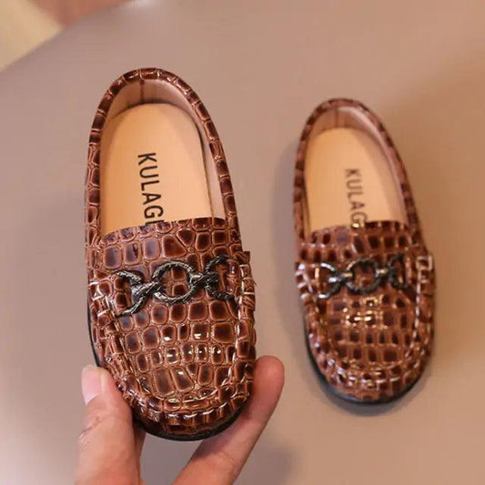 Chic Toddler Leather Kicks - MANDOTOS