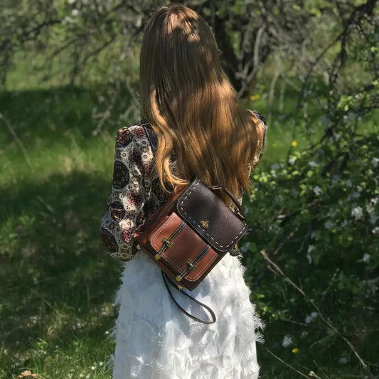 Executive Bee Business Leather Backpack - MANDOTOS