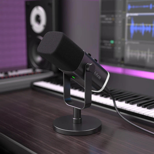 FIFINE USB/XLR Dynamic Microphone with Touch Mute Button,Headphone jack,I/O Controls,for PC PS5/4 mixer,Gaming MIC Ampligame AM8 - MANDOTOS